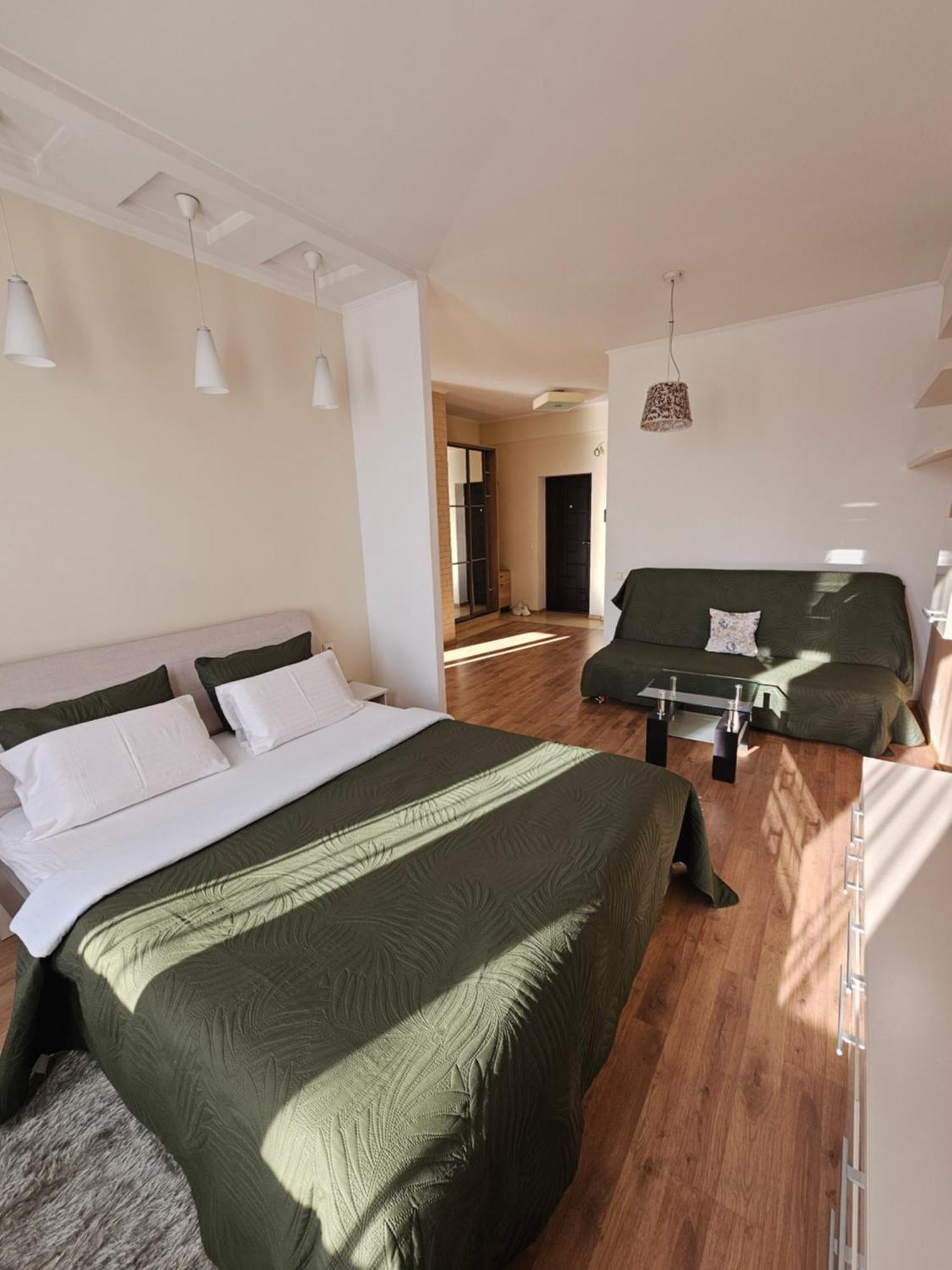 Stefan Cel Mare 1 Studio Chisinau Ngoại thất bức ảnh